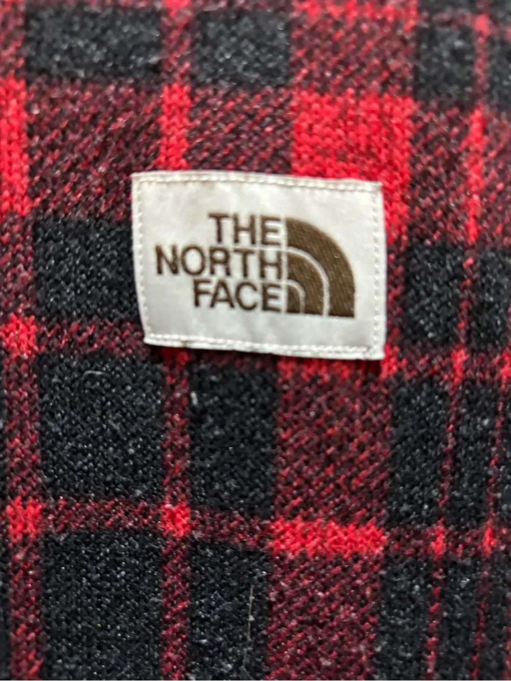 The North Face men’s Red & Black Plaid Half-Zip Fleece Jacket like new
